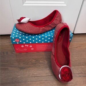 Lindsay Phillips Stylish Liz Red Ballet Flats. Size 8.